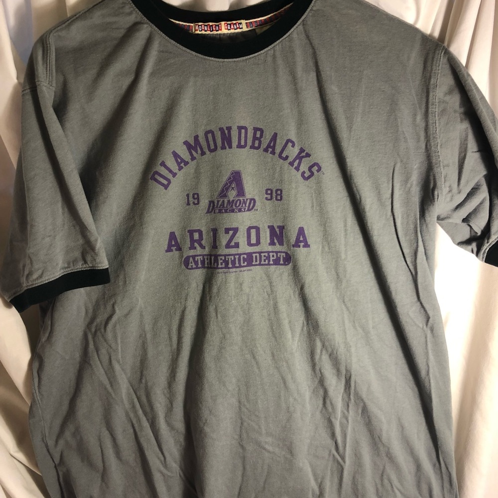 Diamondbacks black and grey t shirt